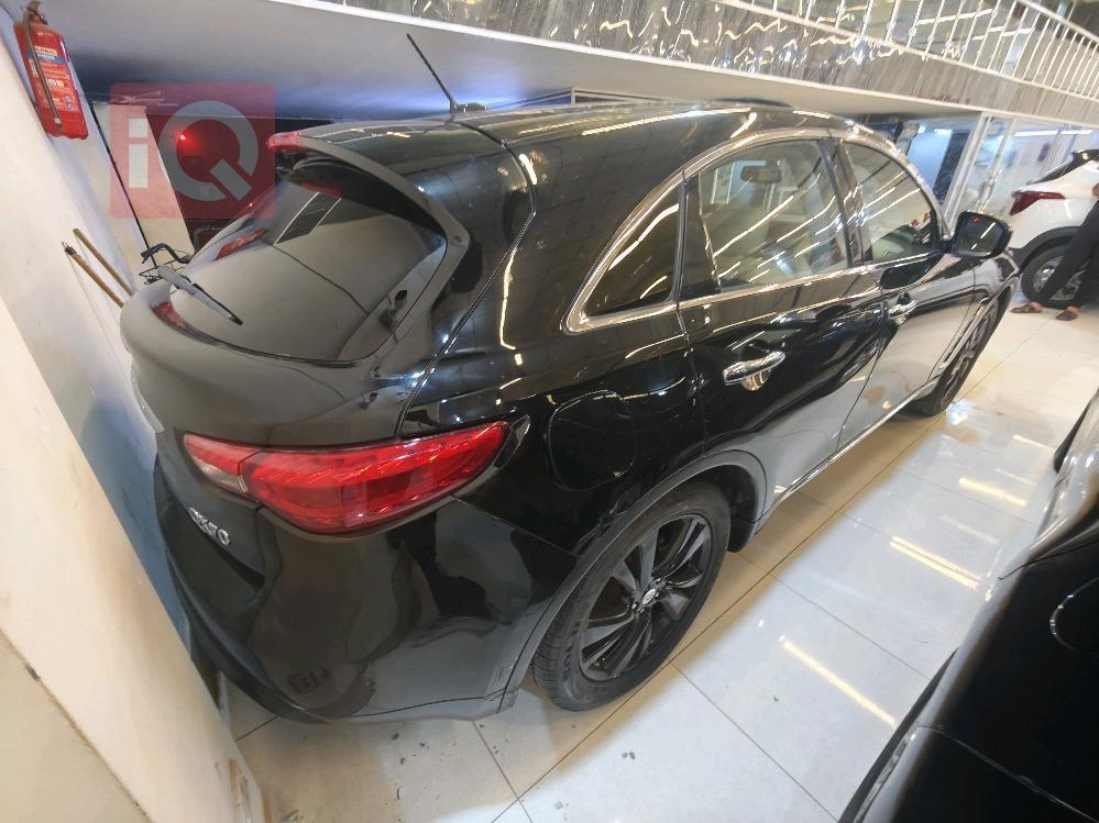 ئینفینیتی QX70